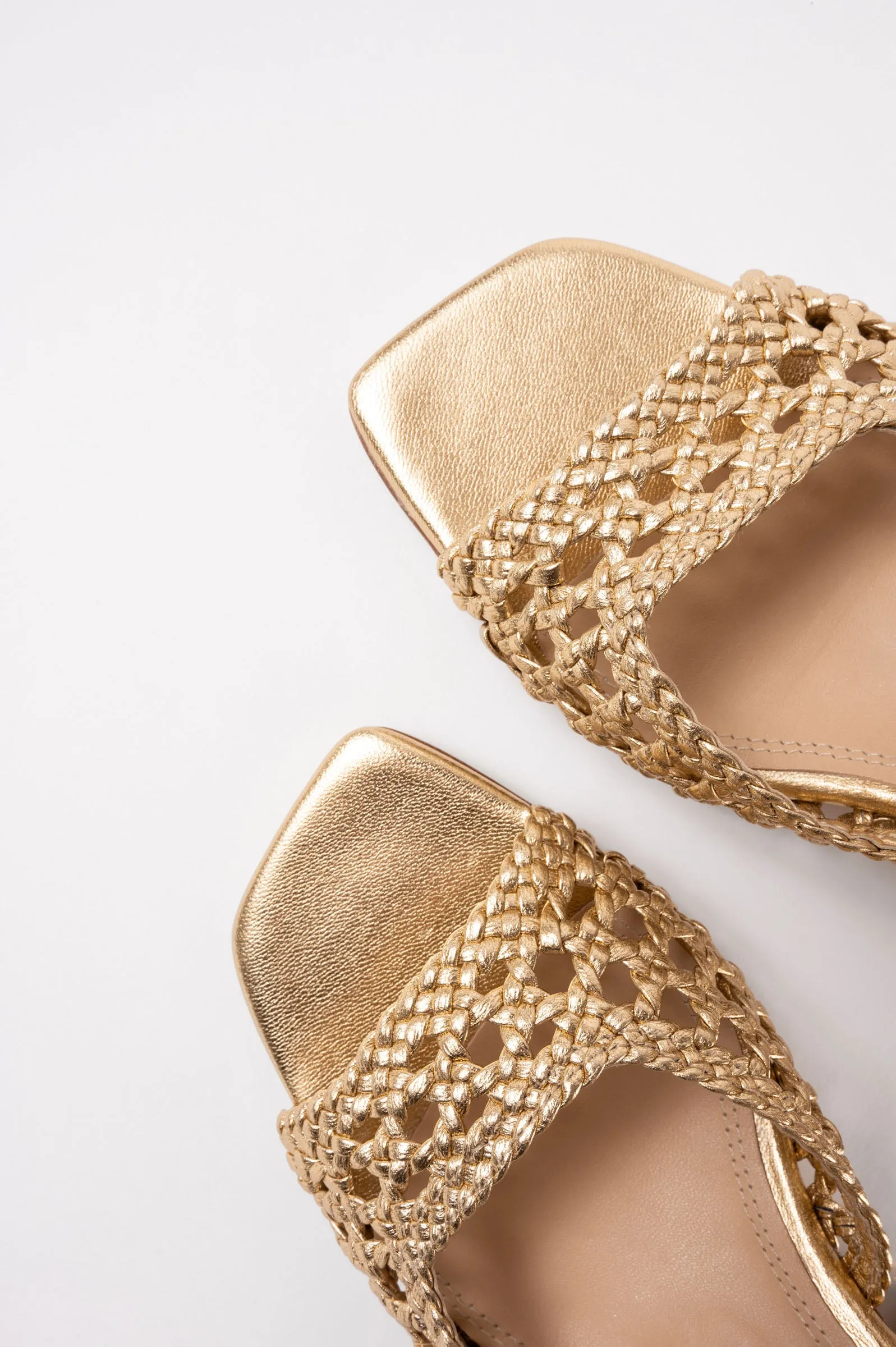 CAPRI - Gold Woven Leather Sandals