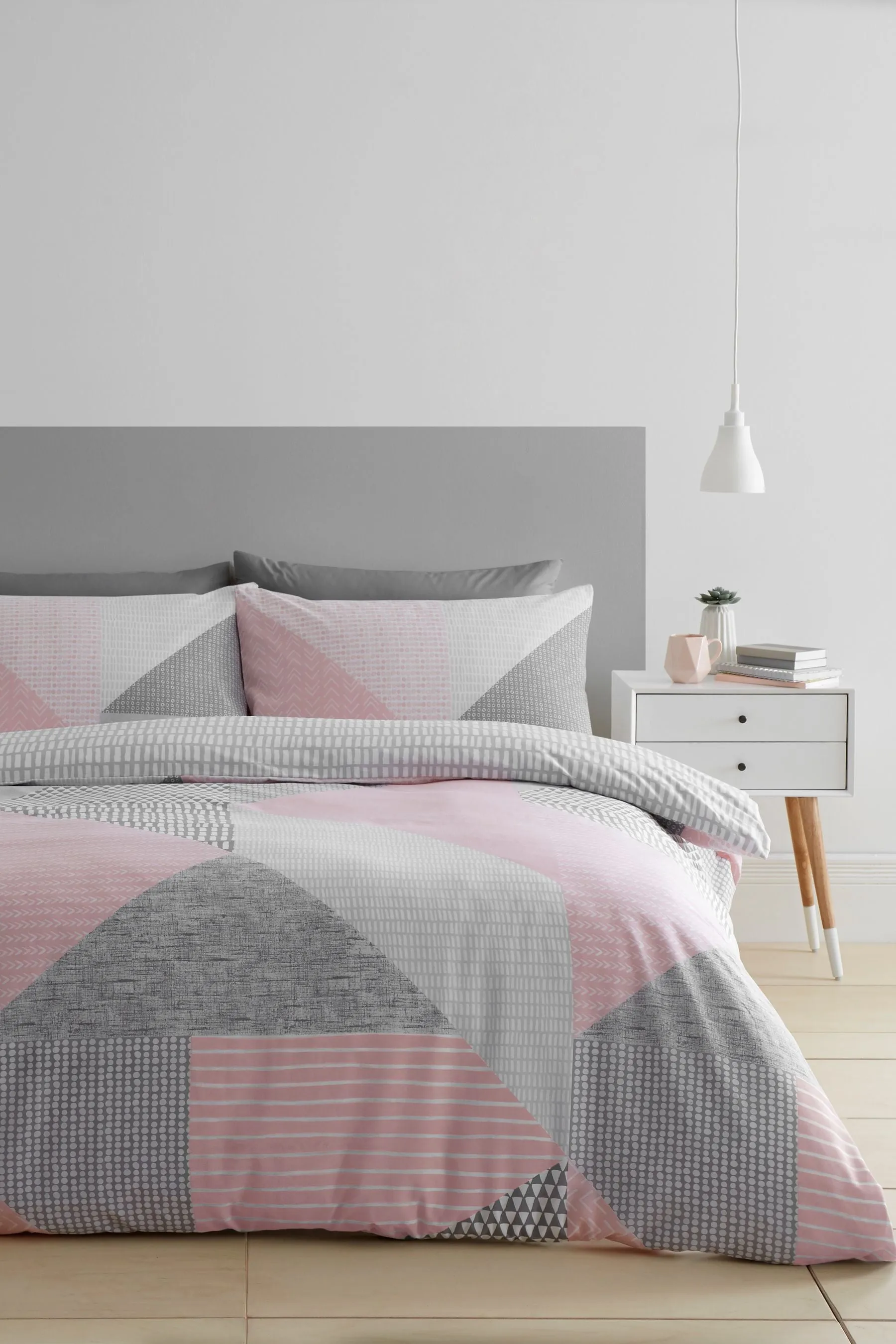 Catherine Lansfield Pink Larsson Geo Duvet Cover and Pillowcase Set