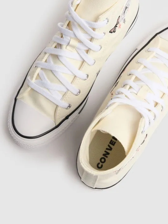 Converse   Chuck Taylor canvas lace-up sneakers 