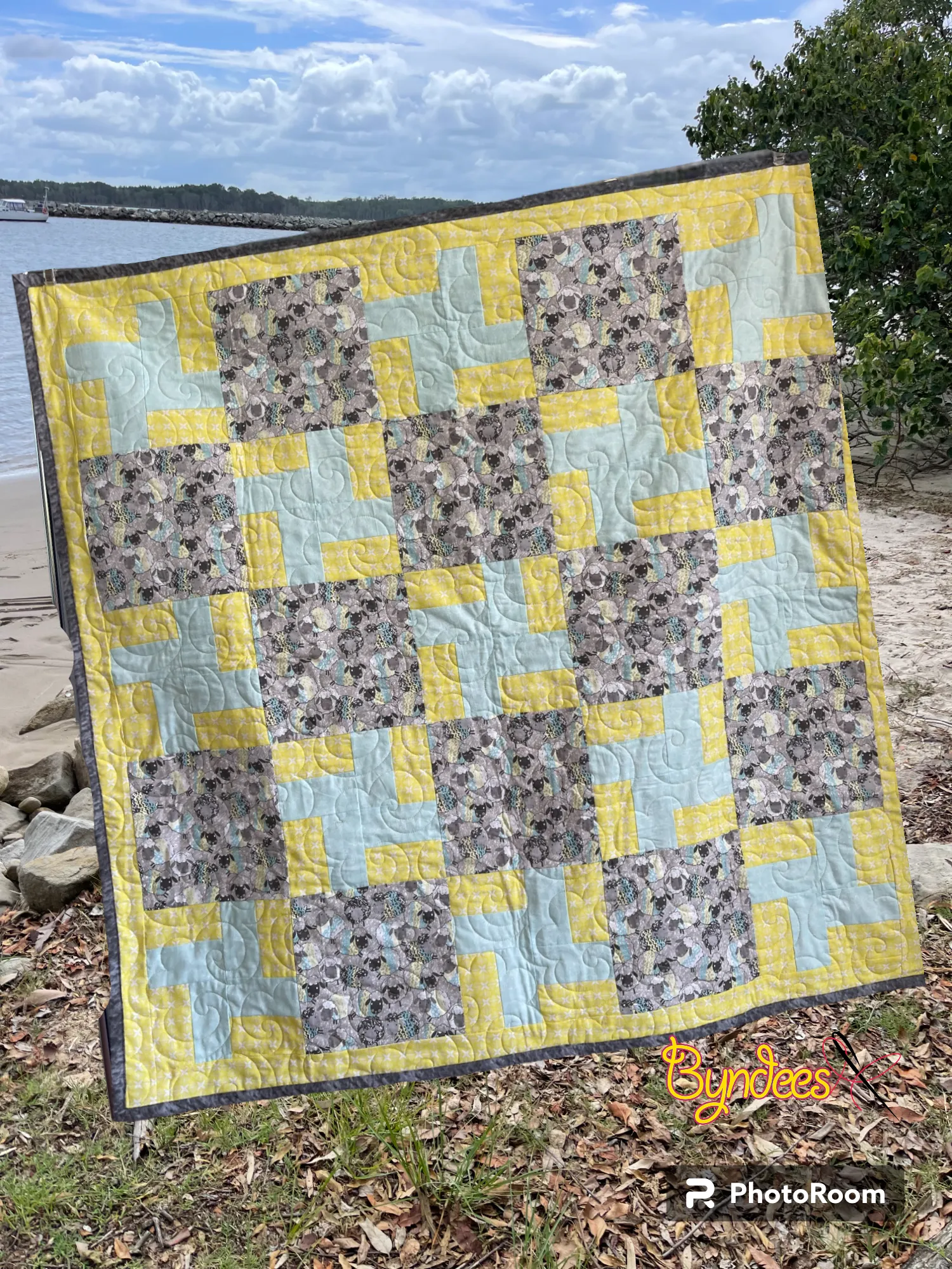 Double Twirl Quilt Finished Size 44 x 44 Approx