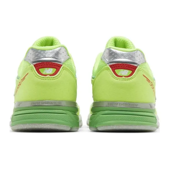 DTLR x New Balance 990v4 Big Kid (Festive/ Green/ Green)...