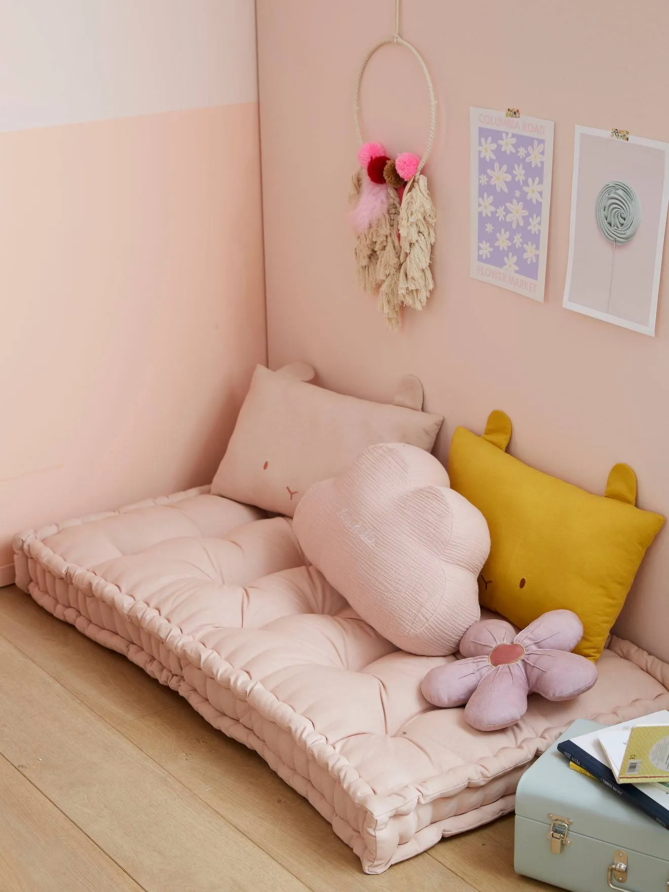 Futon-Type Floor Mattress - rosy