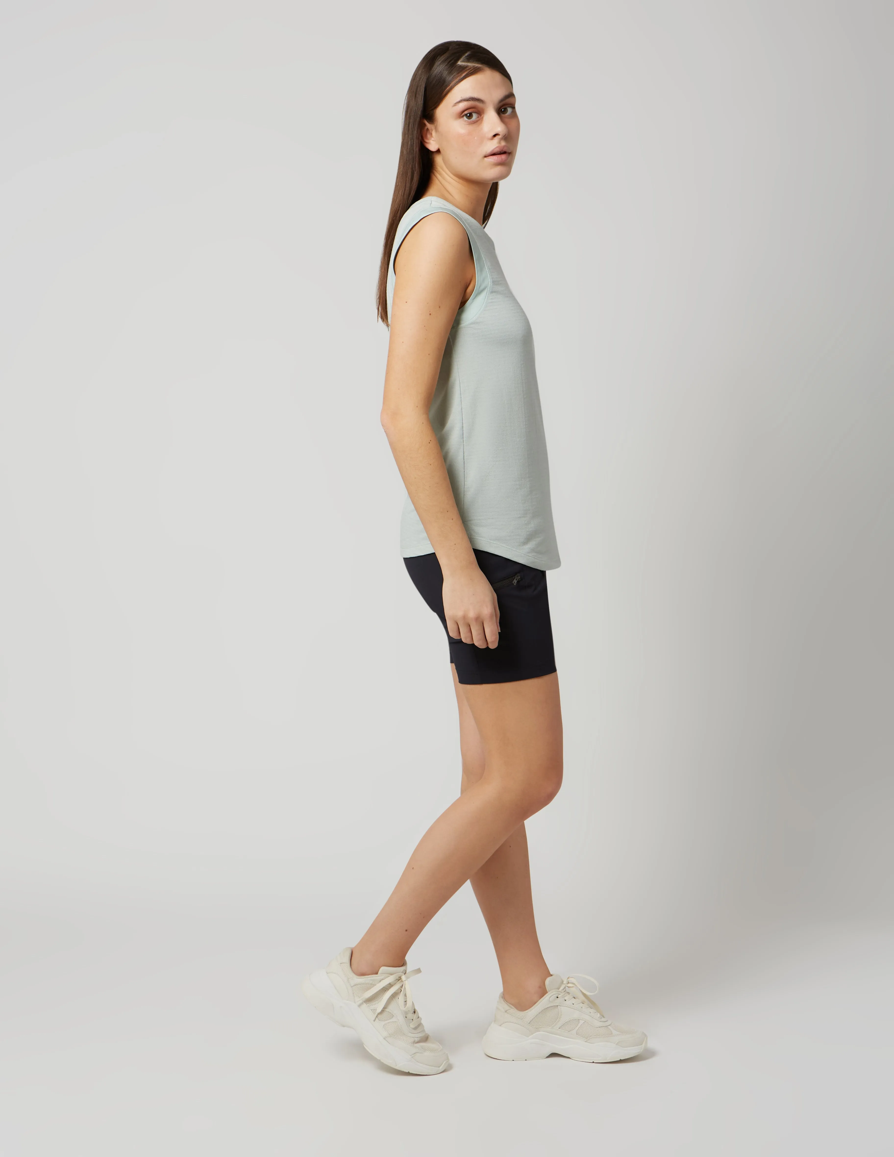 HAUT SANS MANCHES TONGA||TONGA SLEEVELESS TOP