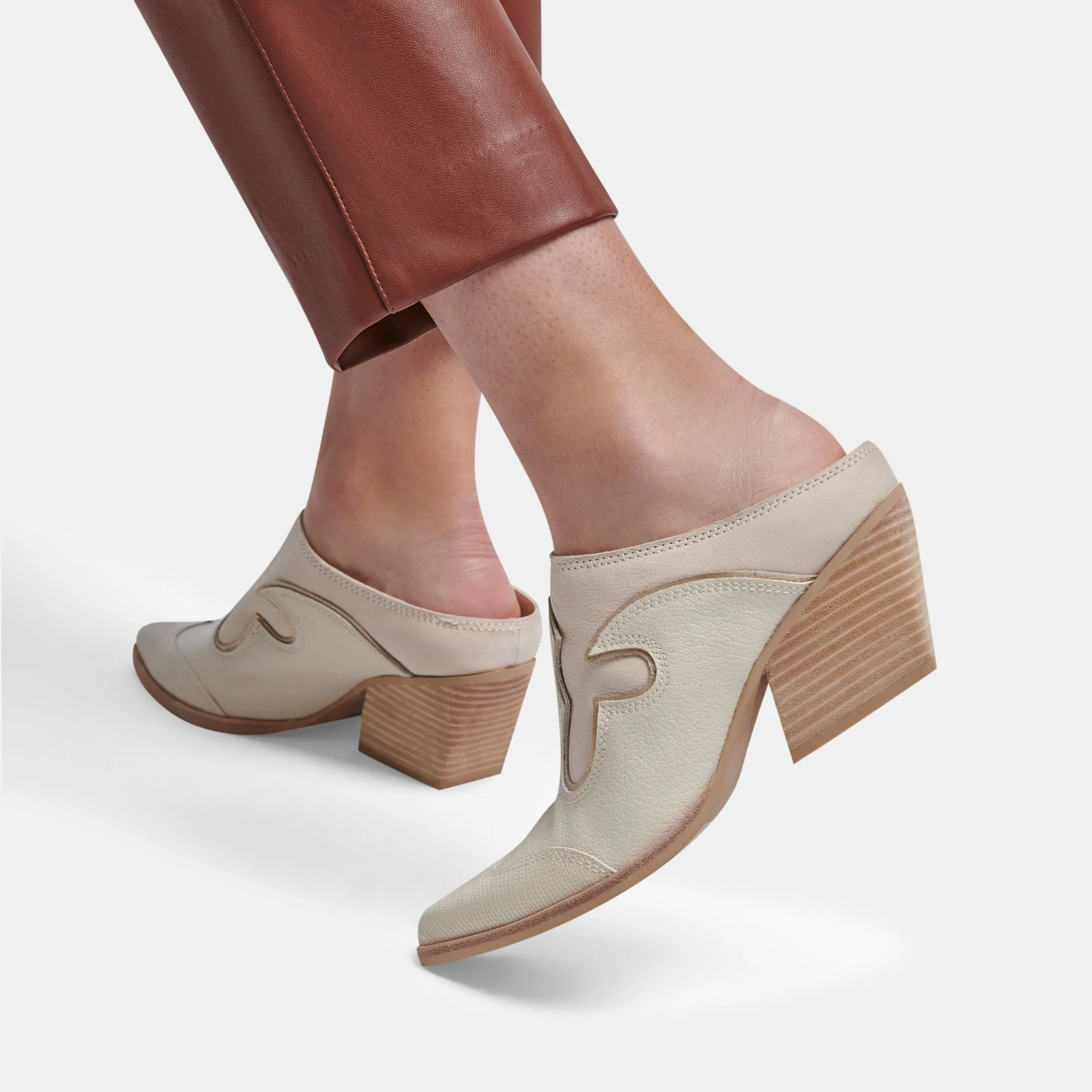 LARS MULES IVORY NUBUCK - re:vita