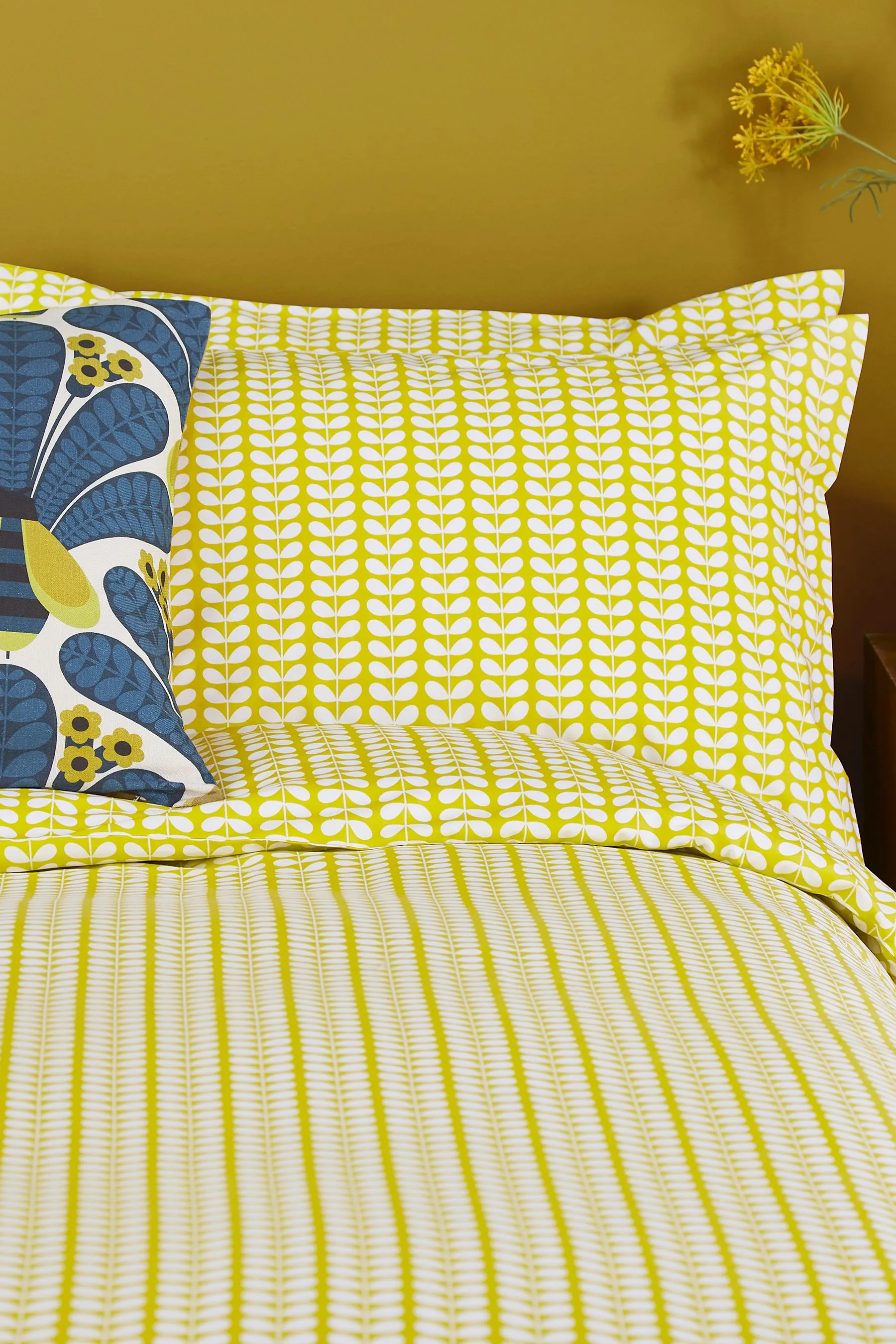 Orla Kiely Yellow Tiny Stem 100% Cotton Duvet Cover and Pillowcase Set