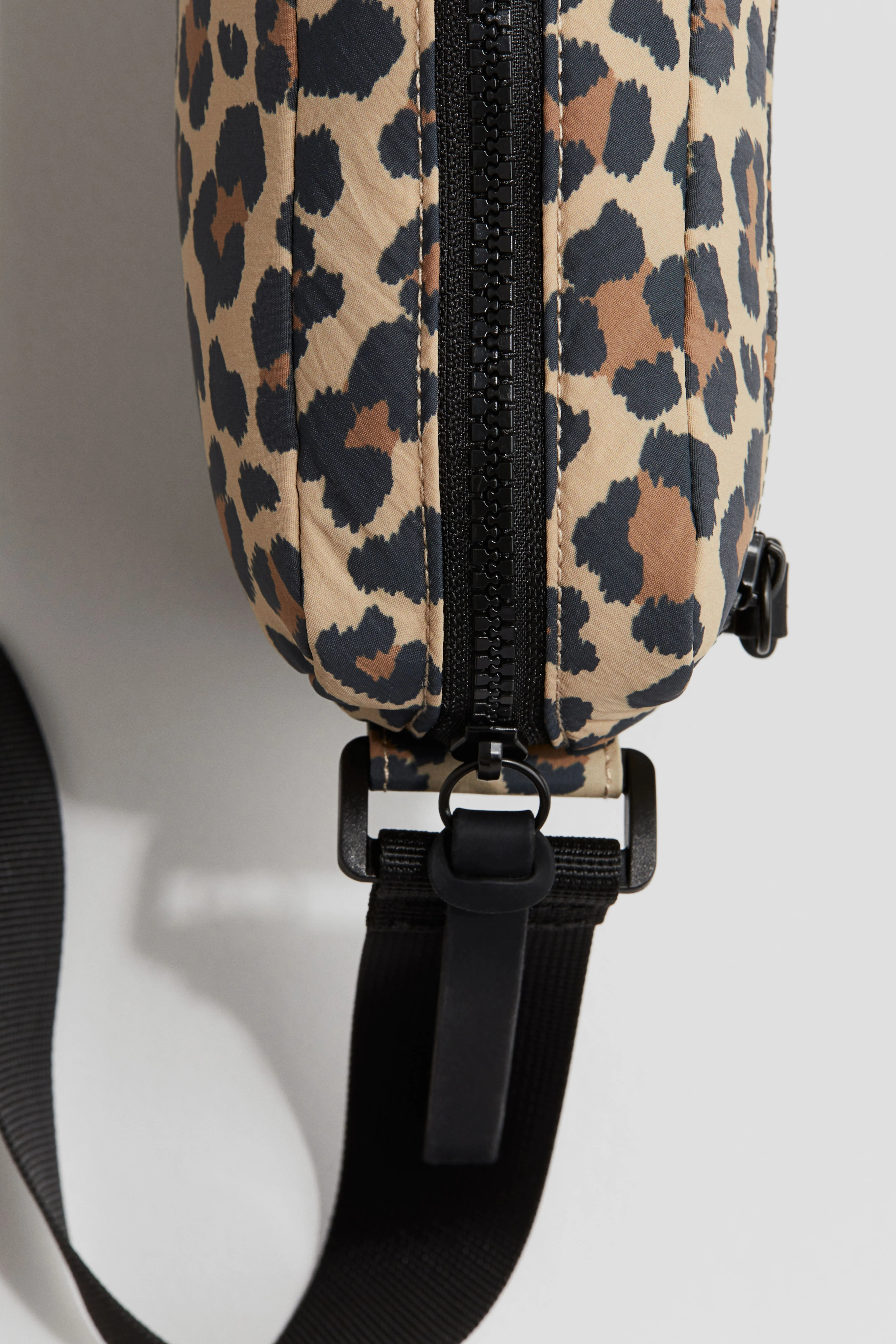 Padded crossbody bag - Beige/Leopard-print - Kids | H&M GB