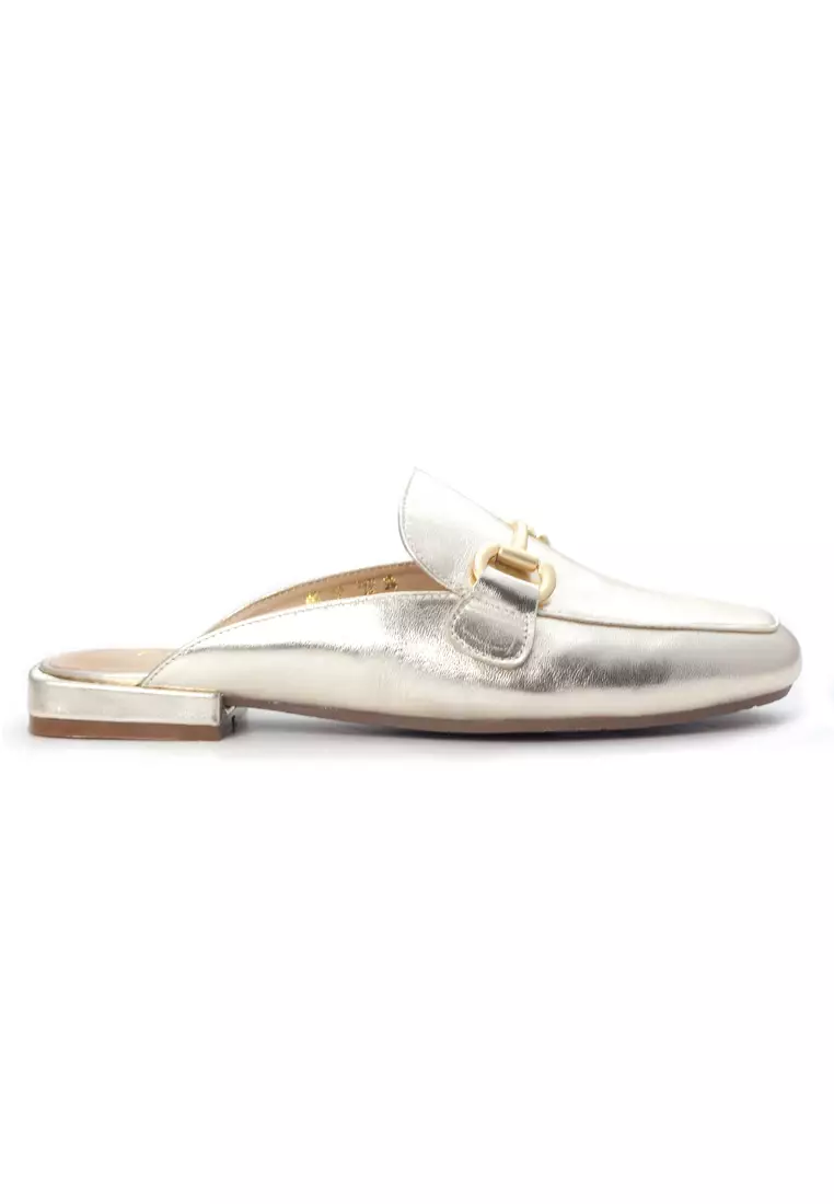 Shu Talk Amaztep Nappa Leather with Metal Buckle Mules