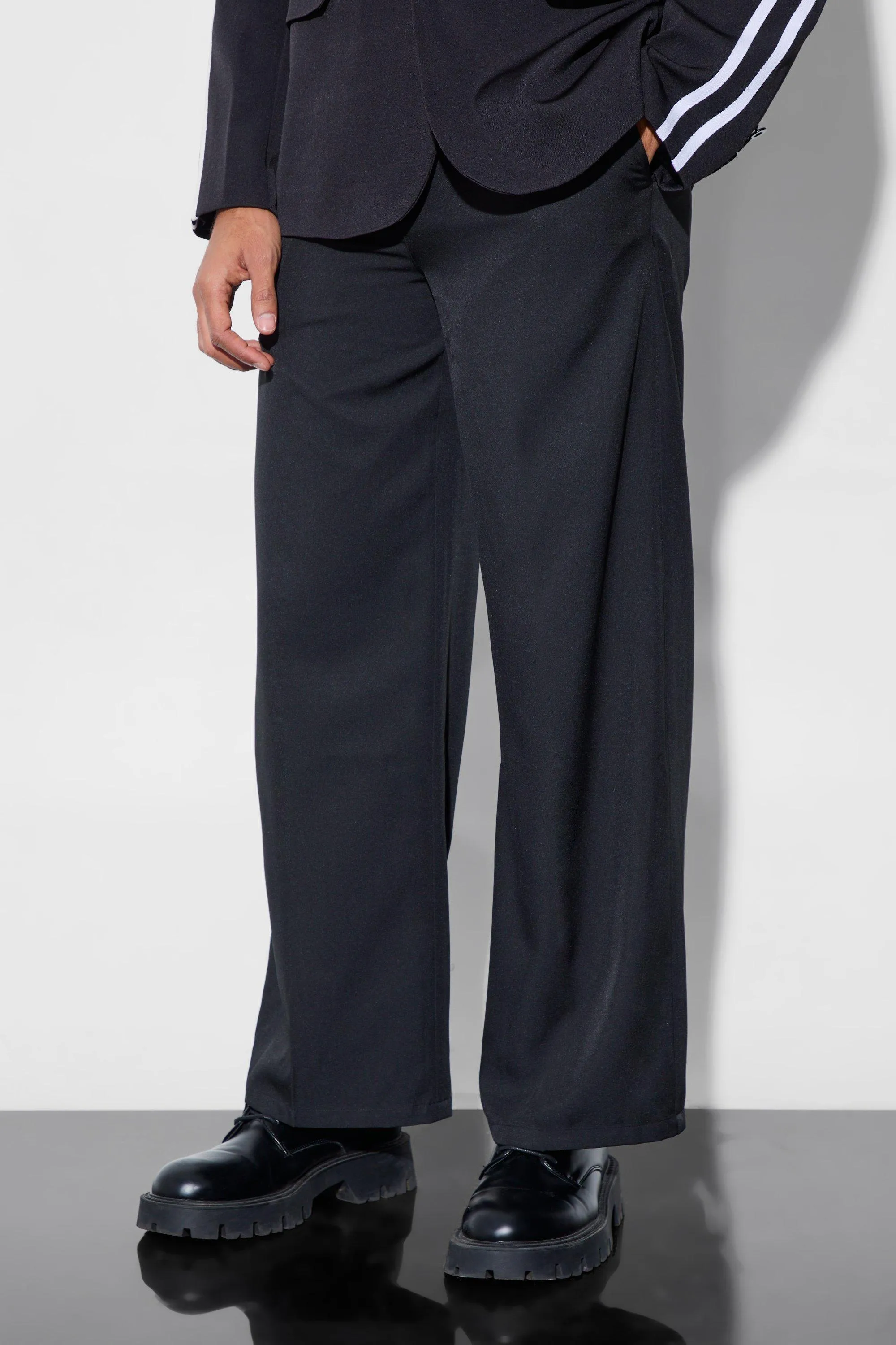 Tailored Pleat Front Wide Leg Pants