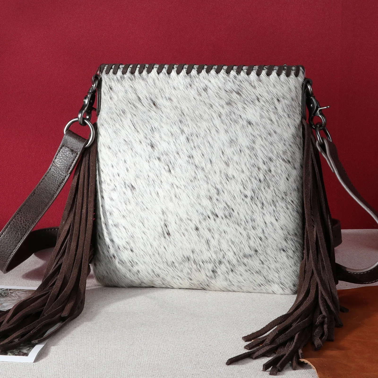 TR162G-2001   Trinity Ranch Hair-On Cowhide Fringe Concealed Carry Crossbody Bag - Coffee