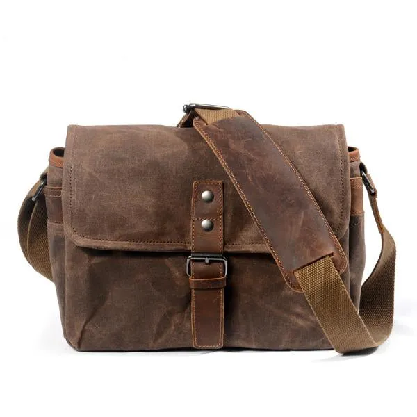 VINTAGE CANVAS CAMERA BAG