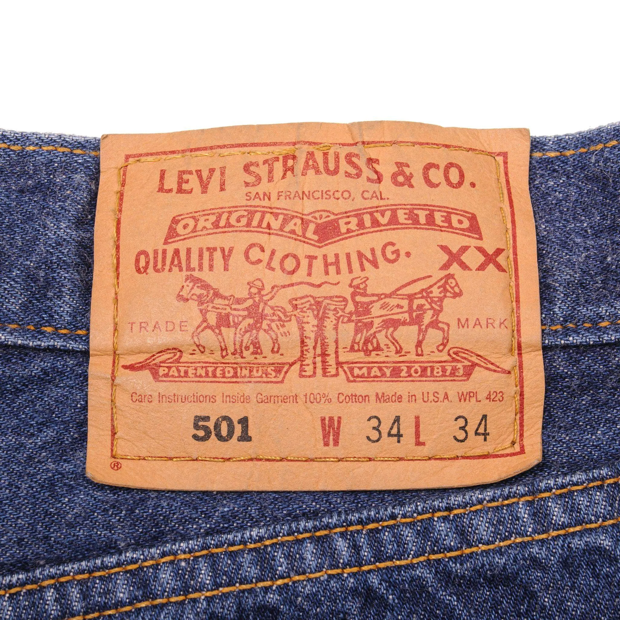 VINTAGE LEVIS 501 JEANS 1990's SIZE 33X33 W33 L33 MADE IN USA