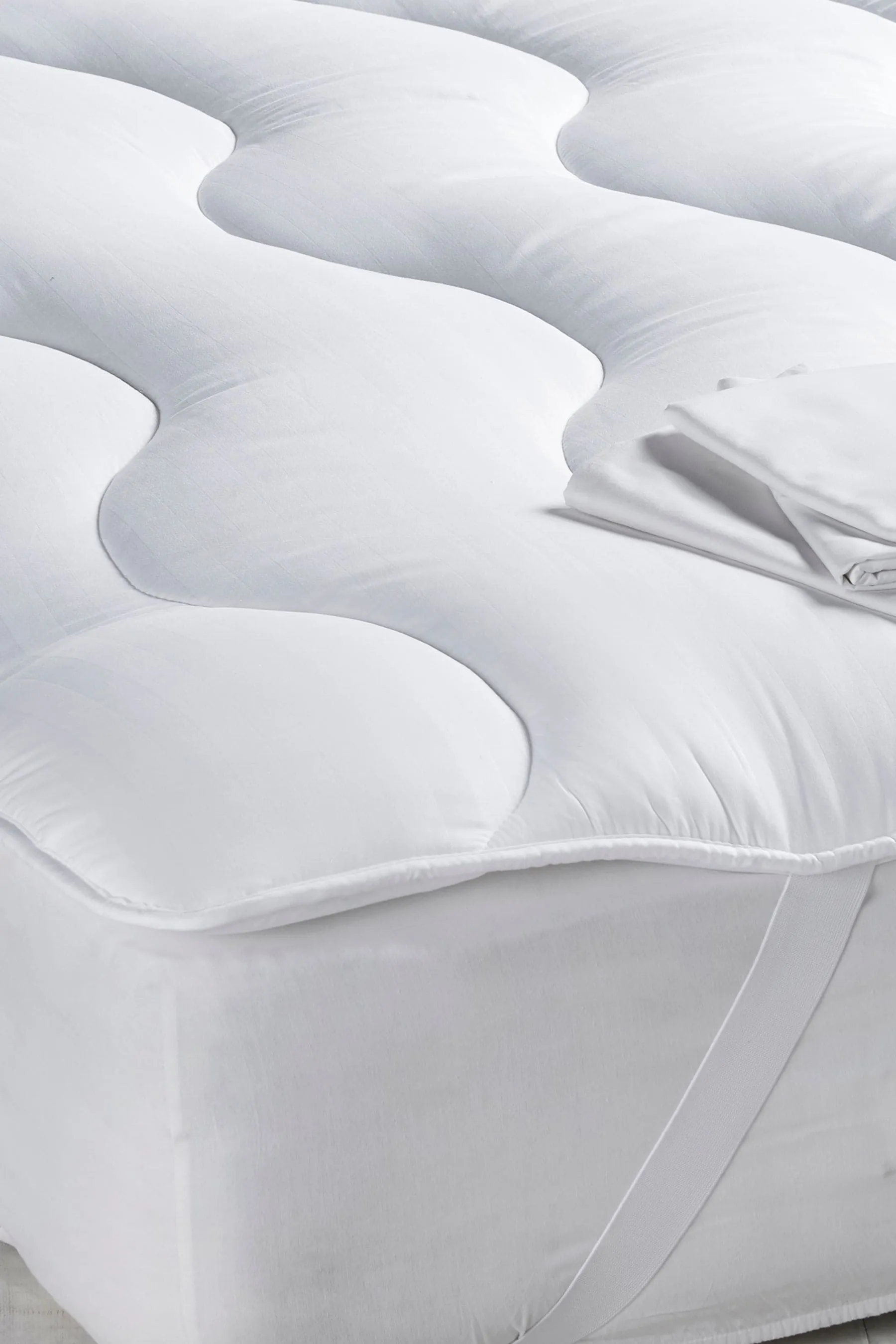 White Sleep In Comfort Mattress Topper